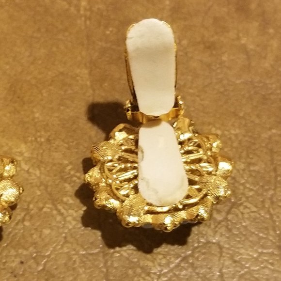 RARE DESIGNER VINTAGE JOSE & MARIA BARRERA FLOWER ROUND CLUSTER Crystal Earrings - Picture 9 of 12